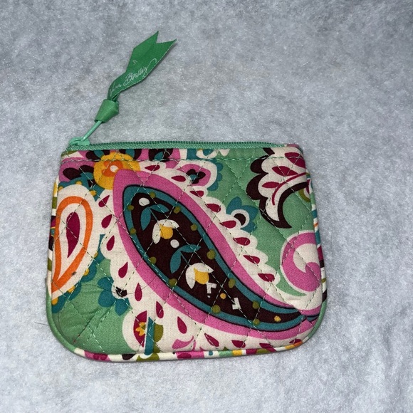 Set of 4 Vera Bradley bags with a variety of sizes - Picture 4 of 16